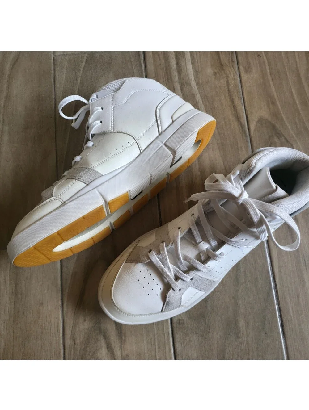 On Cloud THE ROGER Clubhouse Men's 11.5 White Sand Sneakers